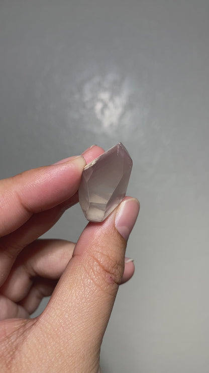 Semi-Polished Lithium Quartz Point