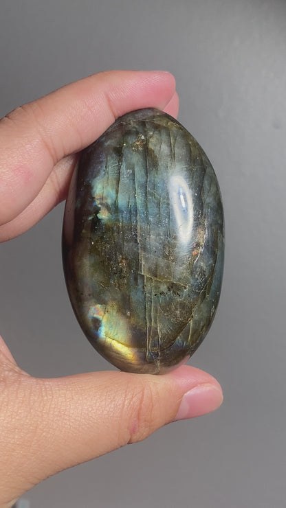 Labradorite Palm Stone 2