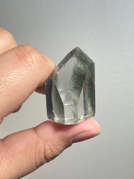 Brazilian Garden Quartz Point